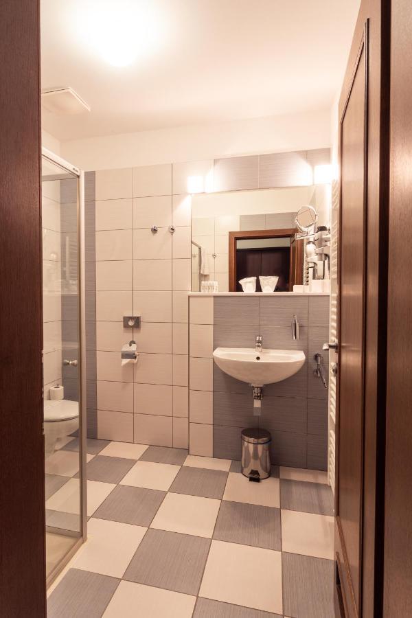 Hotel Studanka リフノフ・ナト・クニェジュノウ エクステリア 写真