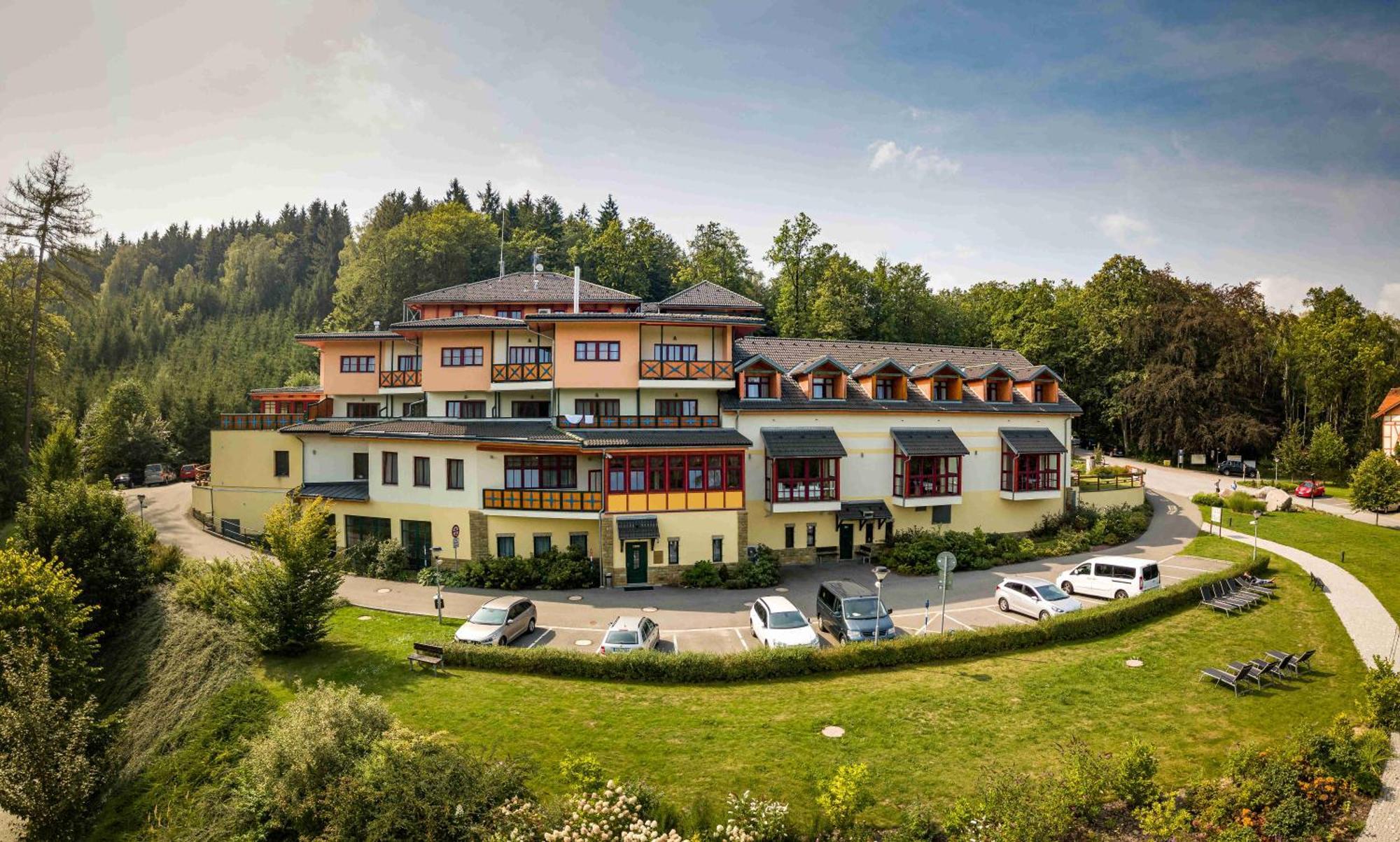 Hotel Studanka リフノフ・ナト・クニェジュノウ エクステリア 写真